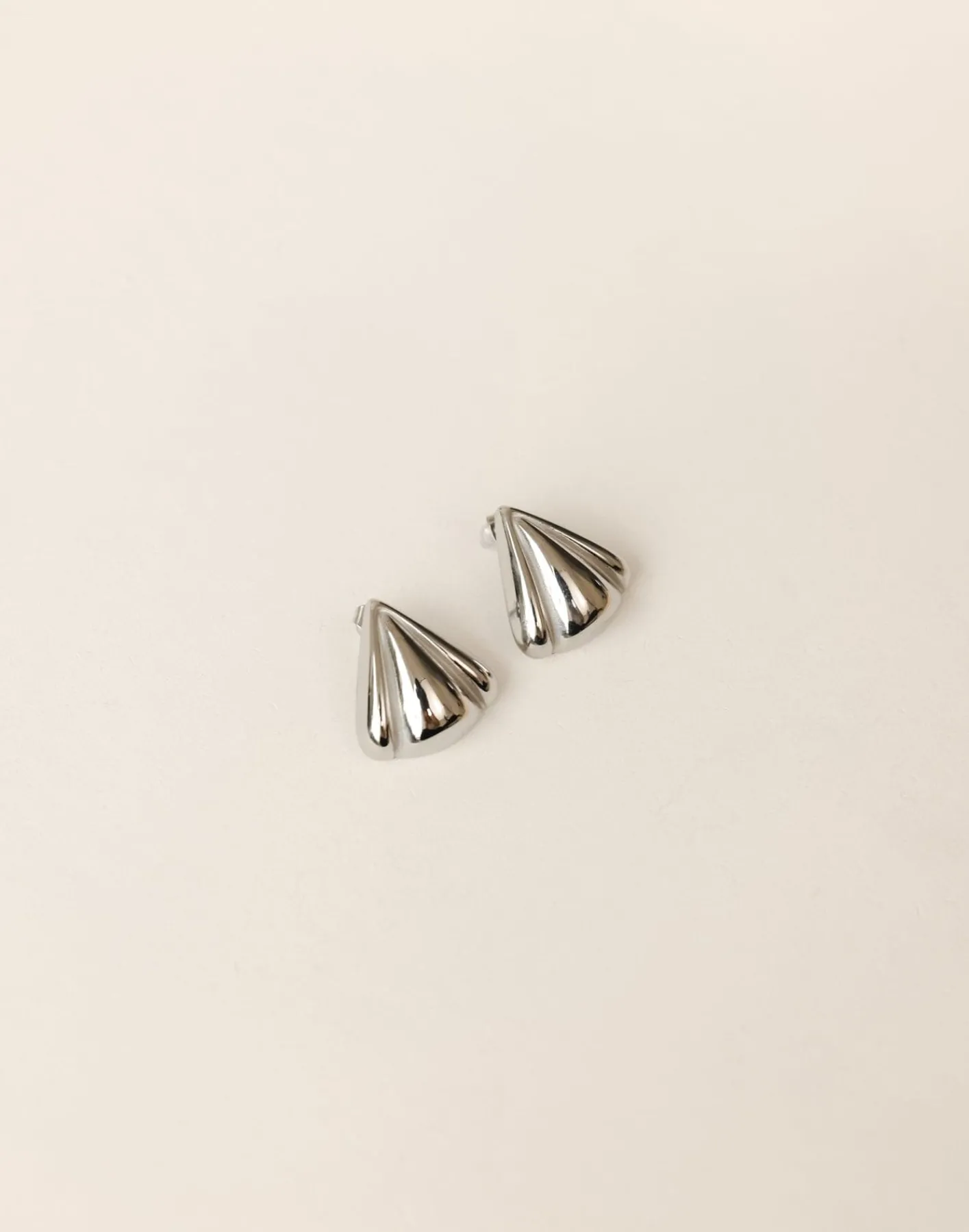 Abi Earrings (Silver)*CHARCOAL Discount