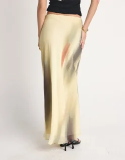 Adrina Maxi Skirt (Magnolia)*CHARCOAL CLOTHING Outlet