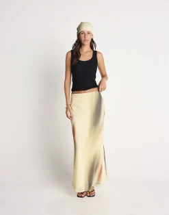 Adrina Maxi Skirt (Magnolia)*CHARCOAL CLOTHING Outlet