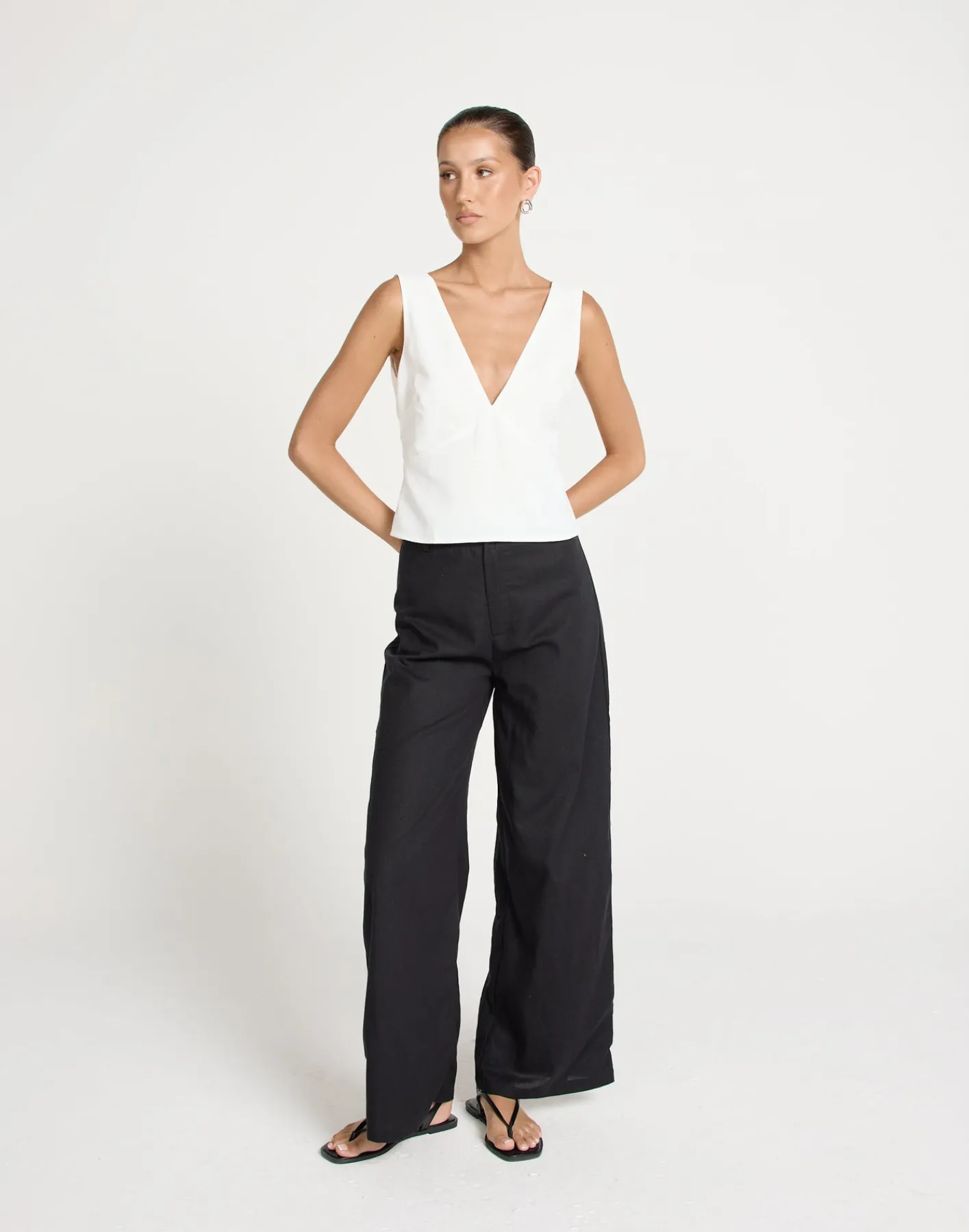 Elio Top (White)*CHARCOAL CLOTHING Hot