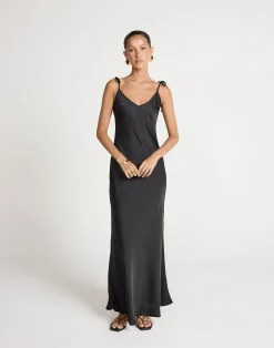 Jorjia Maxi Dress (Black)*CHARCOAL CLOTHING Online
