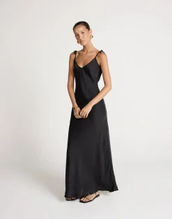 Jorjia Maxi Dress (Black)*CHARCOAL CLOTHING Online