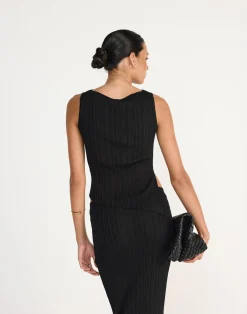 Kienna Top (Black)*Q-Trend Best