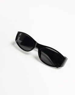 Leila Sunglasses (Black)*CHARCOAL Sale