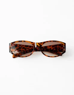 Leila Sunglasses (Tort)*CHARCOAL Online