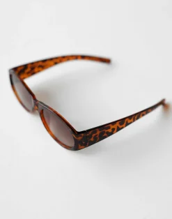 Leila Sunglasses (Tort)*CHARCOAL Online