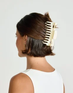 Martinello Hair Clip (Cream)*CHARCOAL Hot