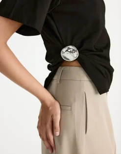 Olivia Brooch (Silver)*CHARCOAL Fashion