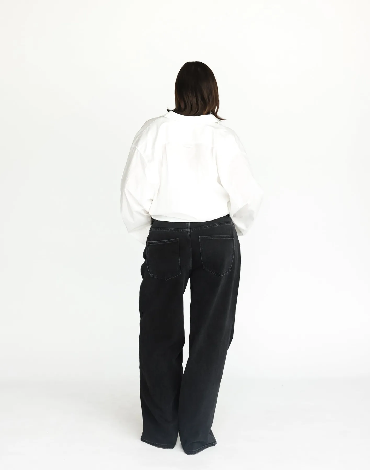 Roman Jeans (Vintage Black)*CHARCOAL Outlet