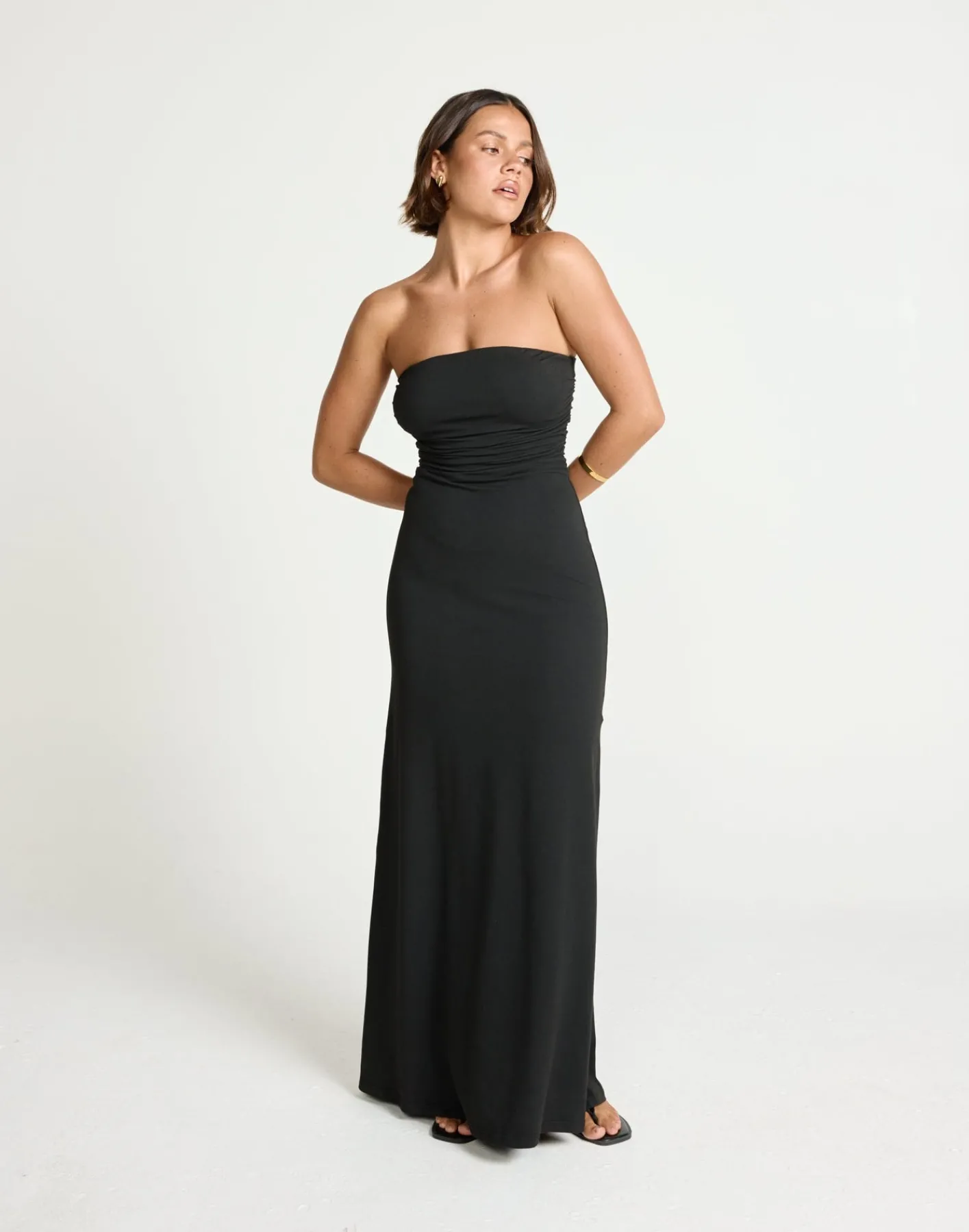 Sarie Maxi Dress (Black)*CHARCOAL Hot