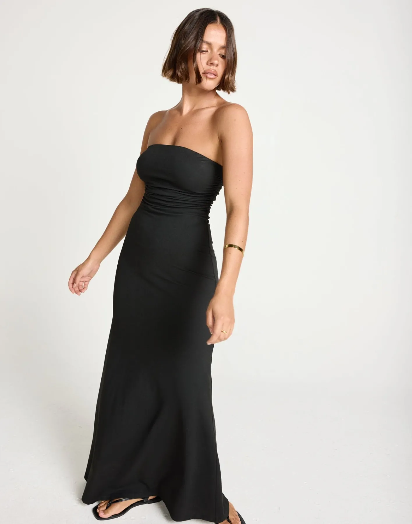 Sarie Maxi Dress (Black)*CHARCOAL Hot
