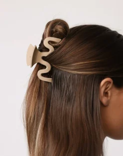 Teela Hair Clip (Latte)*CHARCOAL Online