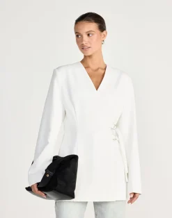 Vianne Blazer (White)*CHARCOAL CLOTHING New